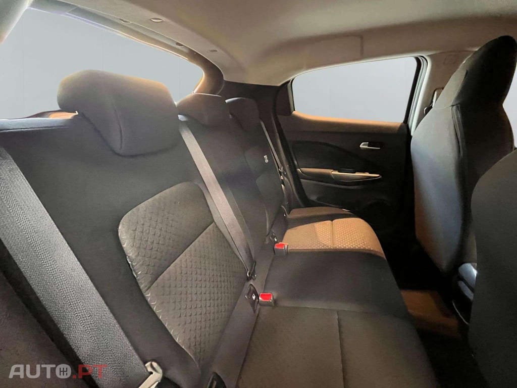 Nissan Juke 1.0 DIG-T ACENTA DCT + LED 