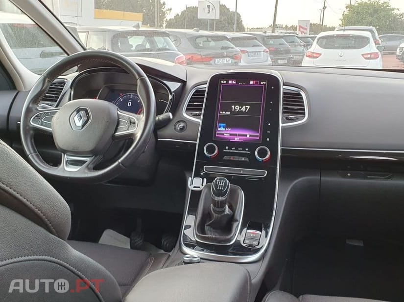 Renault Espace Outro