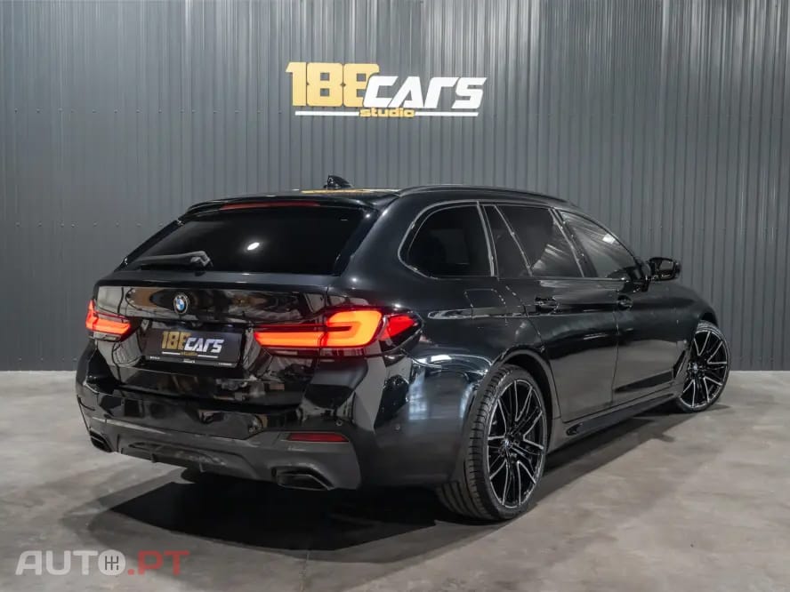 BMW 530 e Pack Desportivo M