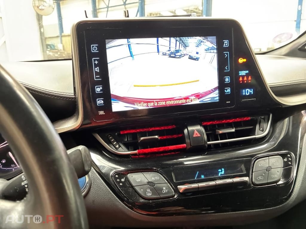 Toyota C-HR 1.8 Hybrid Design