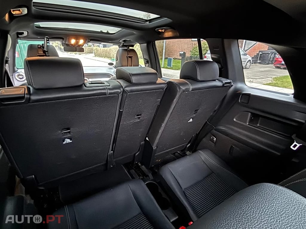 Mercedes-Benz EQB 250 - 7 lugares