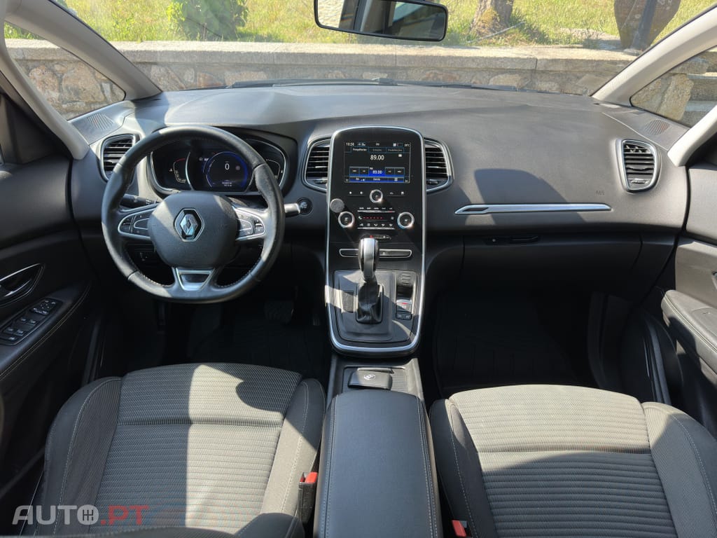 Renault Grand Scénic dCi 110 FAP EDC Dynamique