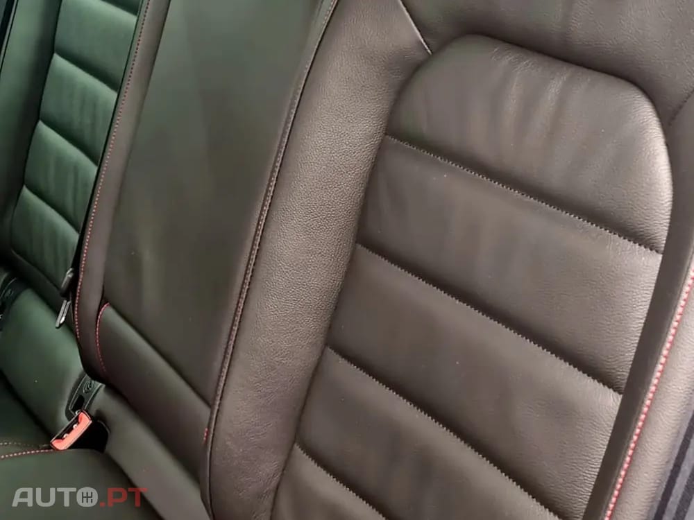 Volkswagen Golf VII GTI PERFORMANCE