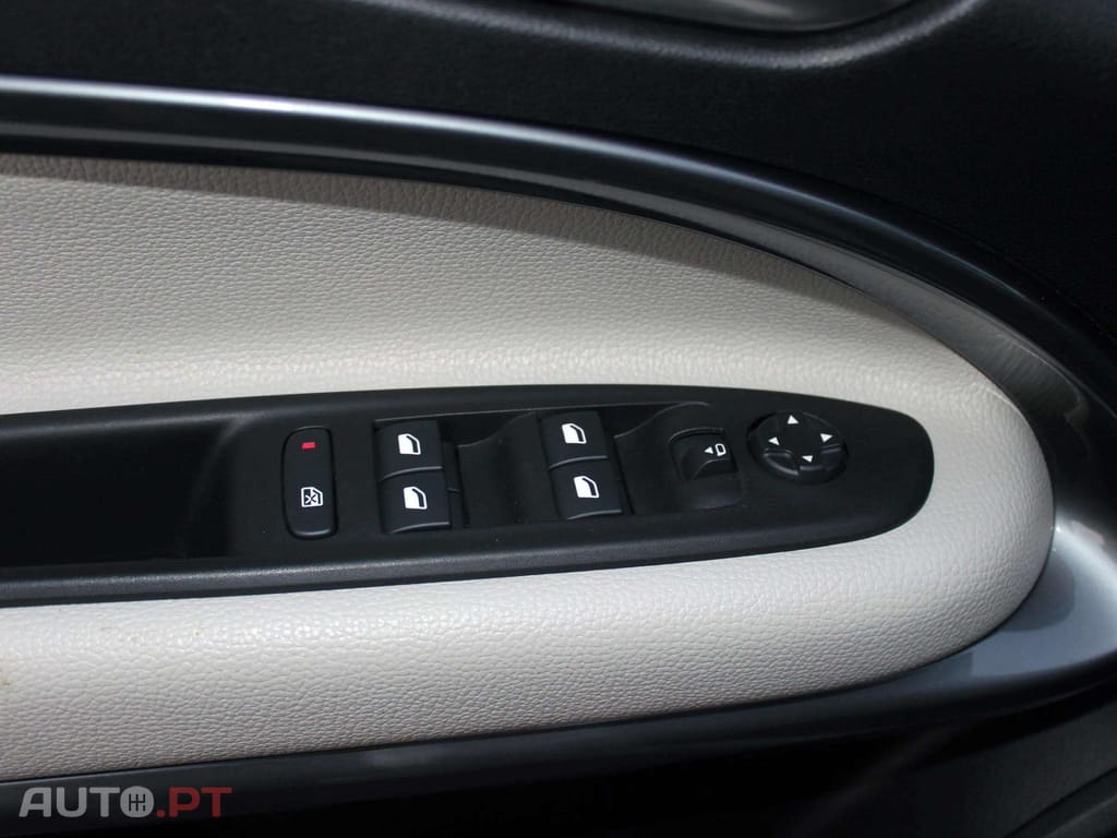 Fiat 600 1.2 Hybrid La Prima