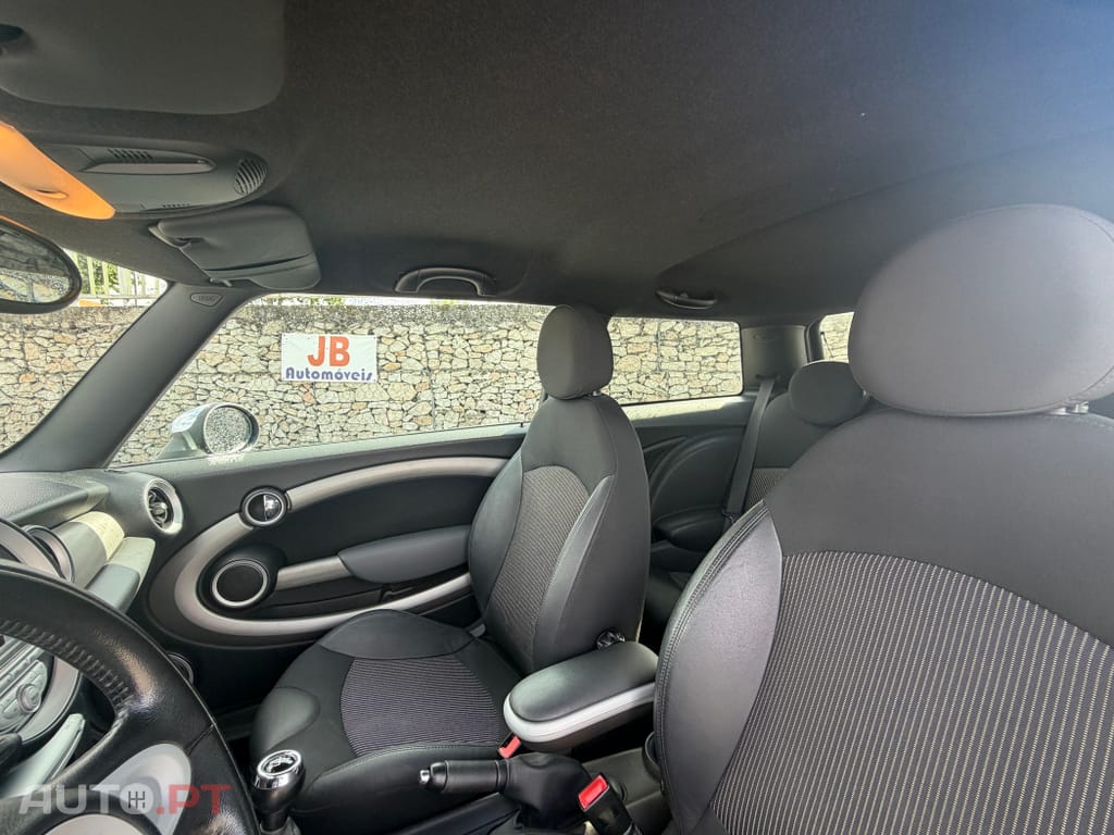 MINI Cooper One D