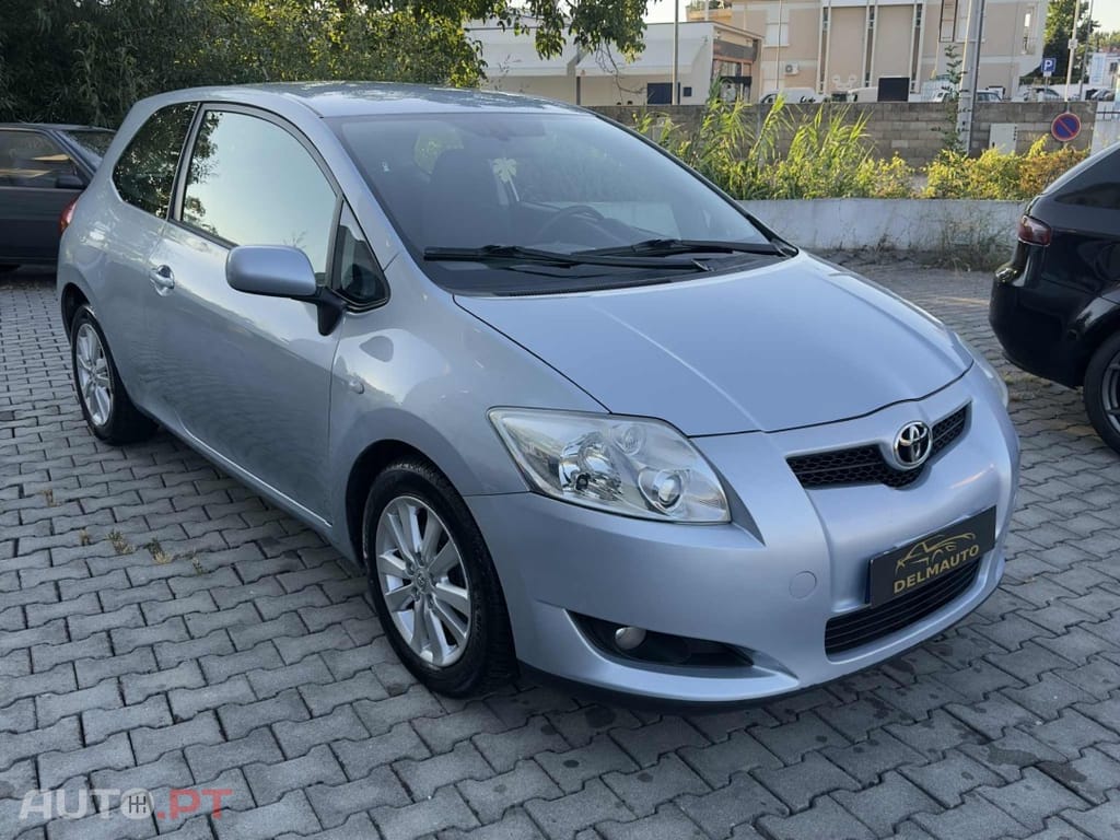 Toyota Auris 2.0 D-4D Exclusive