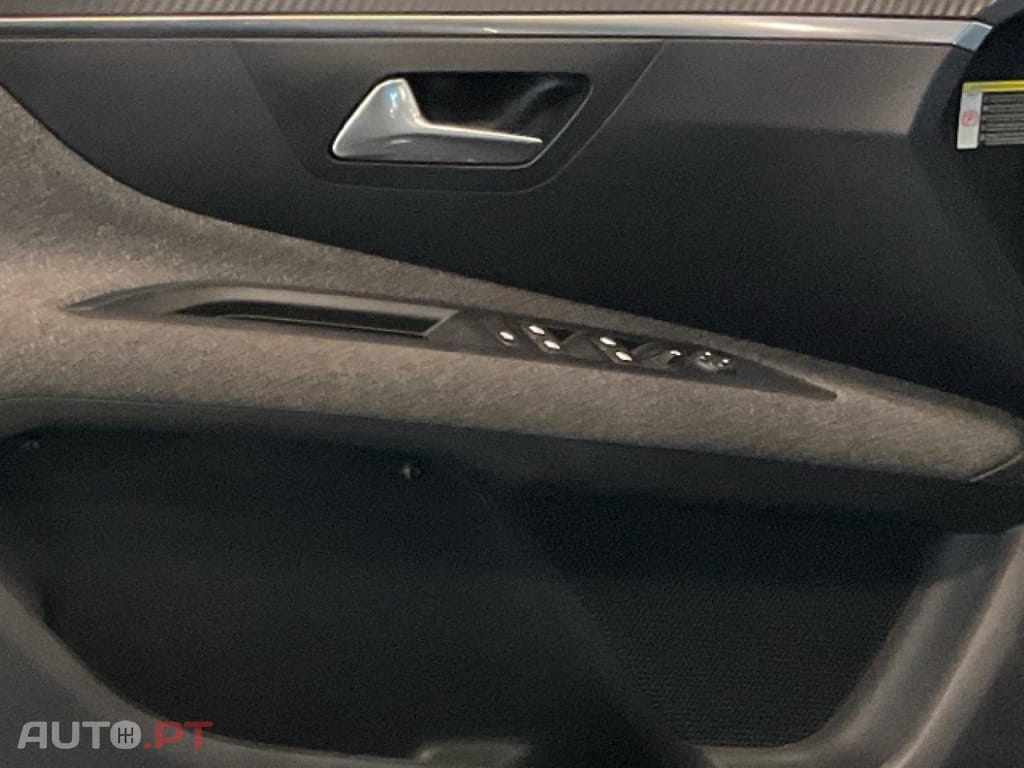 Peugeot 3008 1.5 BlueHDi Active Pack