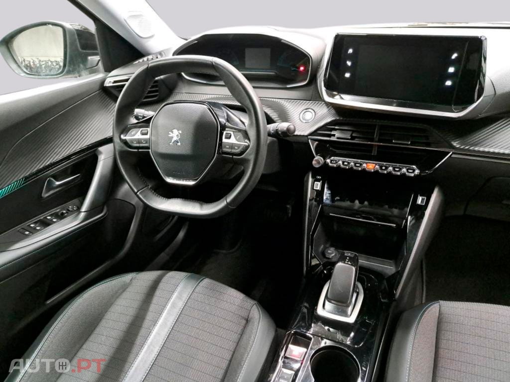 Peugeot E-2008 Allure