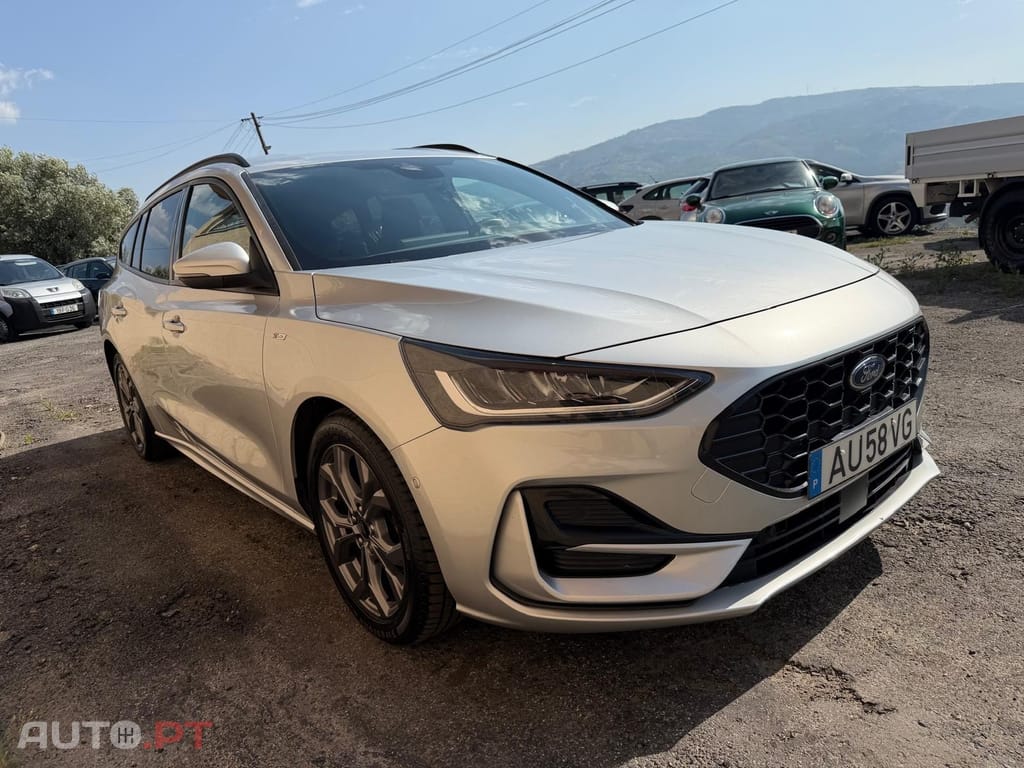 Ford Focus SW 1.0 EcoBoost MHEV ST-Line X