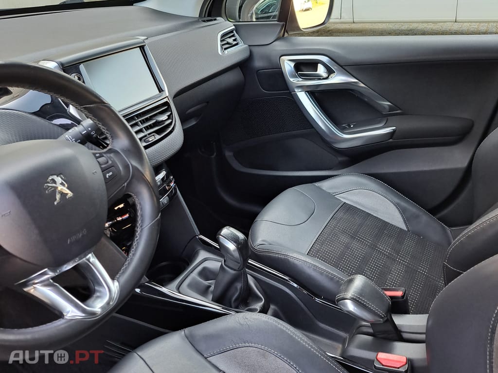 Peugeot 2008 ALLURE 1.6 HDI 75