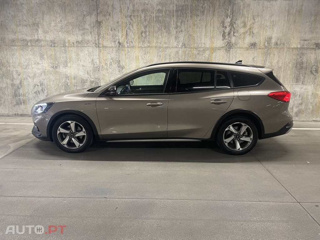 Ford Focus SW 1.0 EcoBoost Active X Aut.
