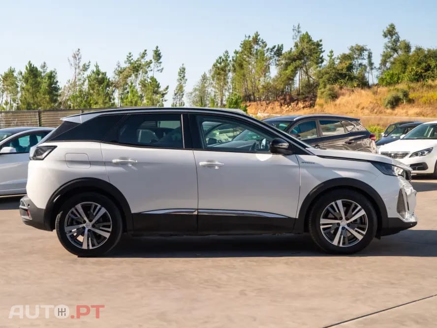 Peugeot 3008 1.6 Hybrid4 Allure Pack e-EAT8