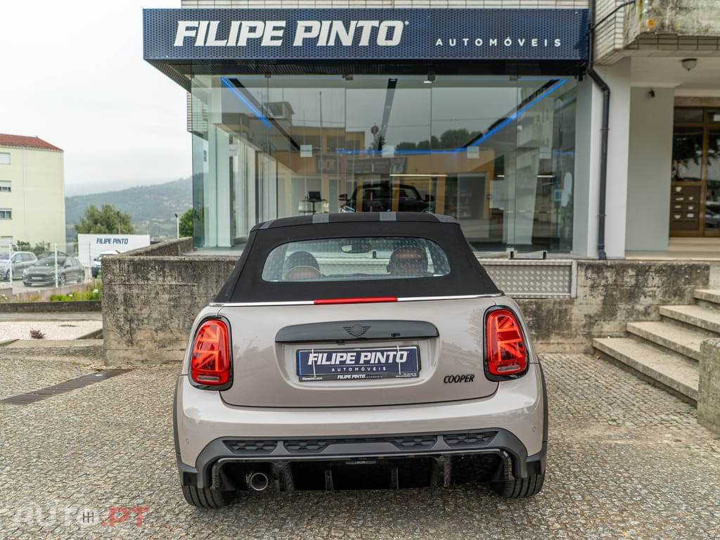 MINI Cabrio Cooper Premium Extra JCW Auto
