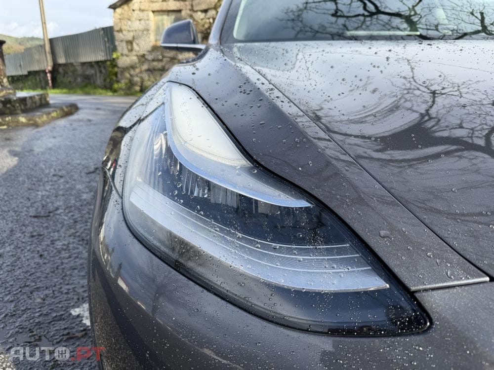 Tesla Model 3 Long Range AWD Dual Motor