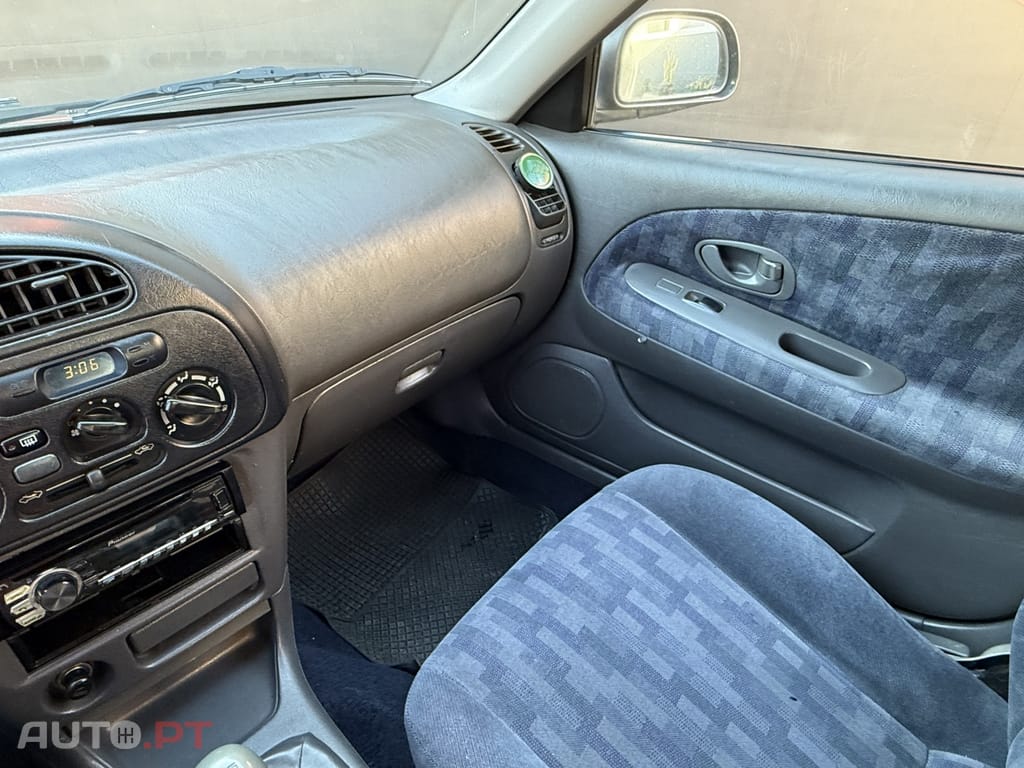 Mitsubishi Lancer 1300 GLX