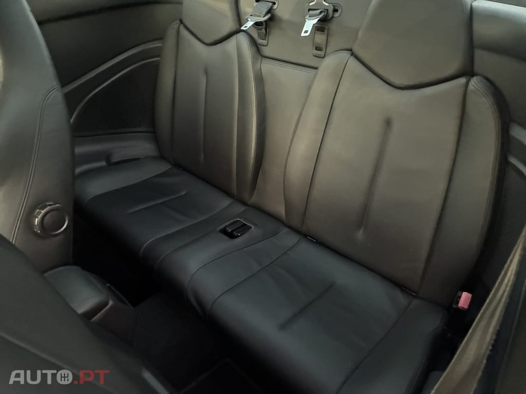 Peugeot RCZ 2.0 HDi 130g