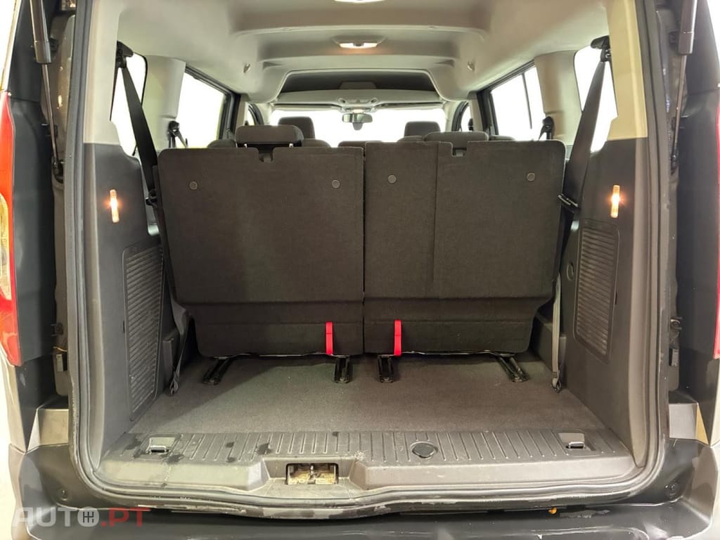 Ford Tourneo Grand 1.5TDCi Trend