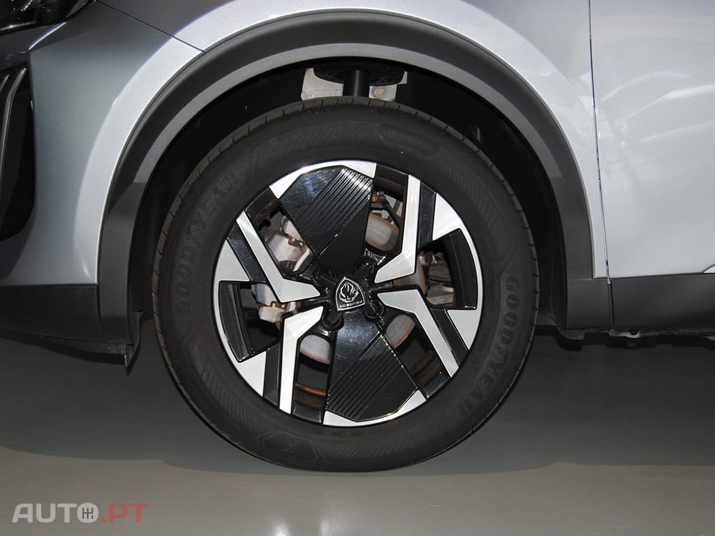 Peugeot 2008 1.2 PureTech Allure