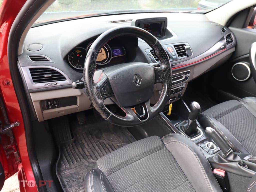 Renault Mégane Sport Tourer GT LINE