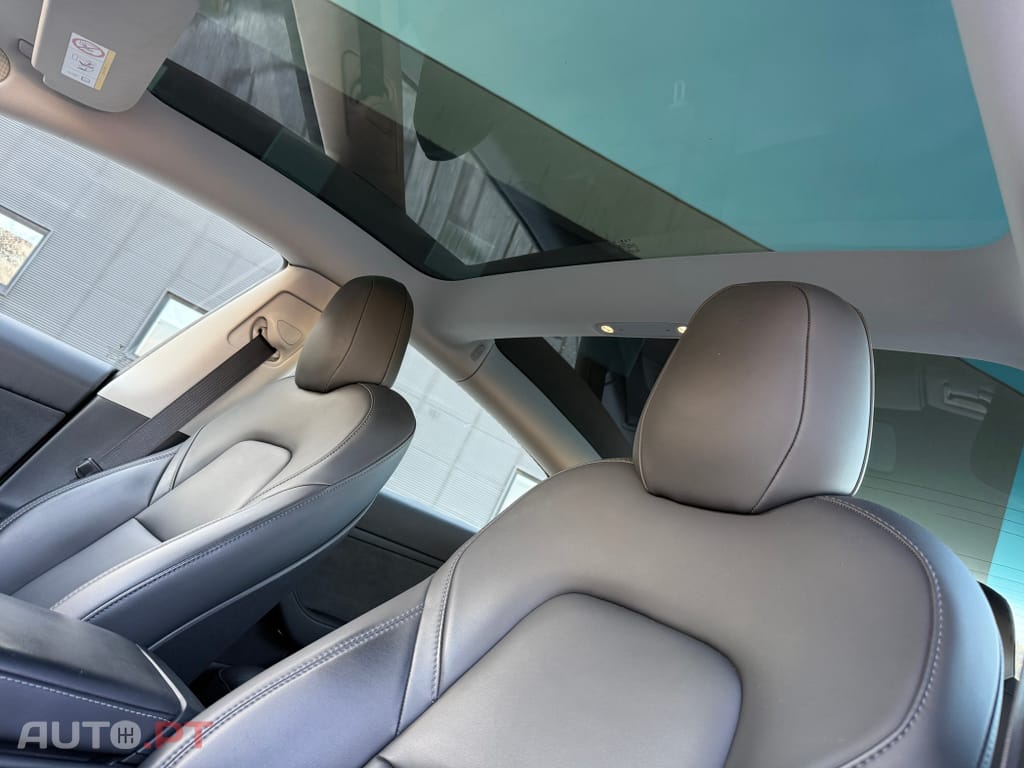 Tesla Model 3 Long-Range Dual Motor AWD