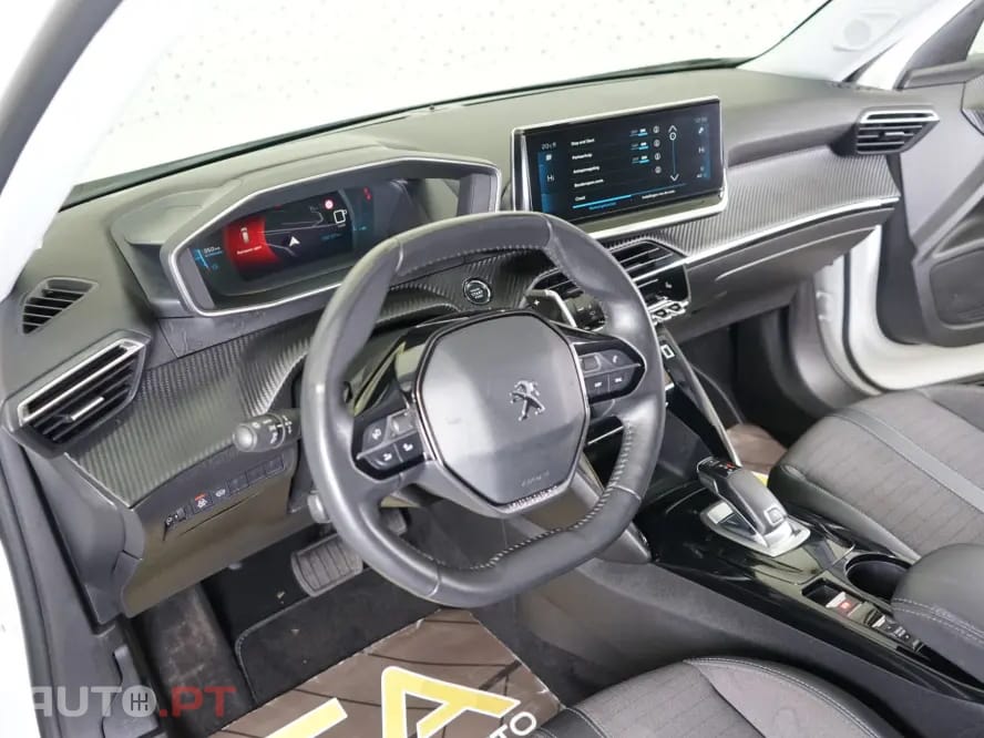 Peugeot 2008 1.2 PureTech Allure Pack EAT8