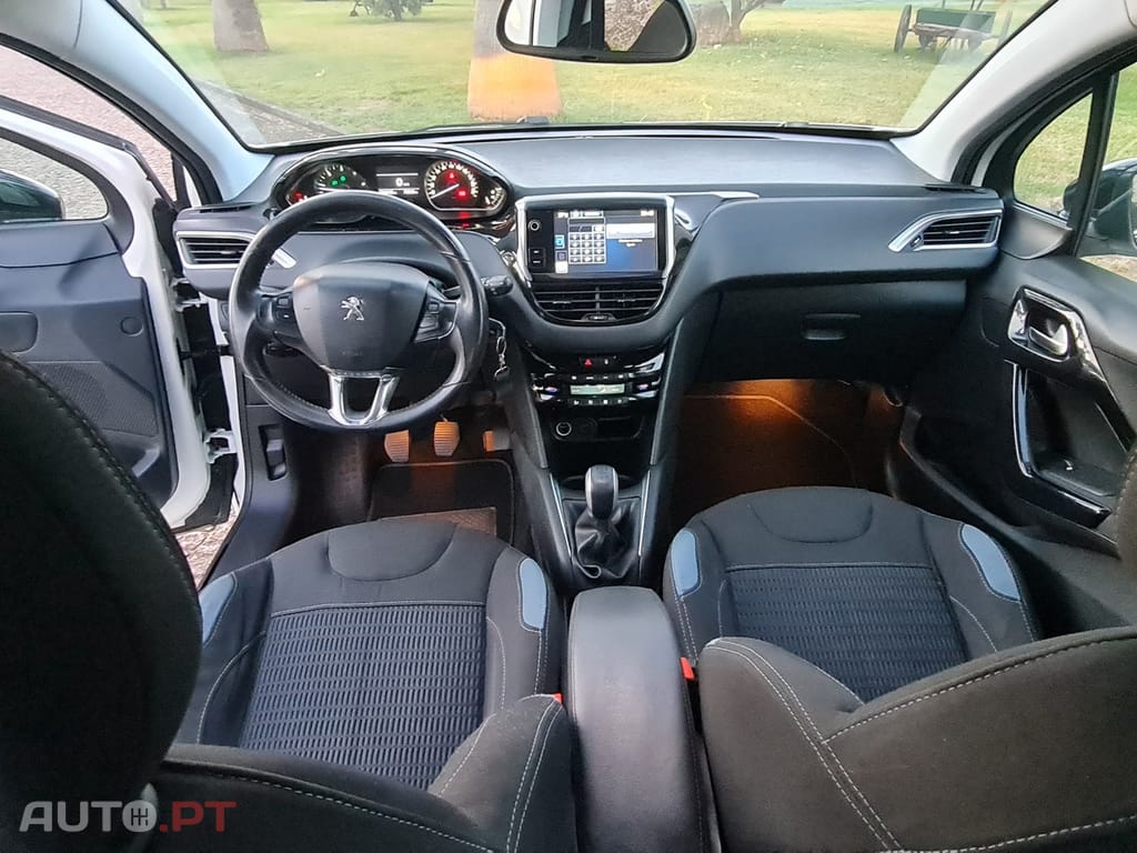 Peugeot 208 1.4 HDi Allure