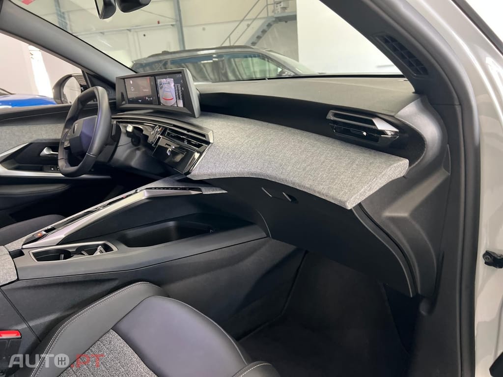 Peugeot 3008 1.2 Hybrid Allure Pack e-DCS6