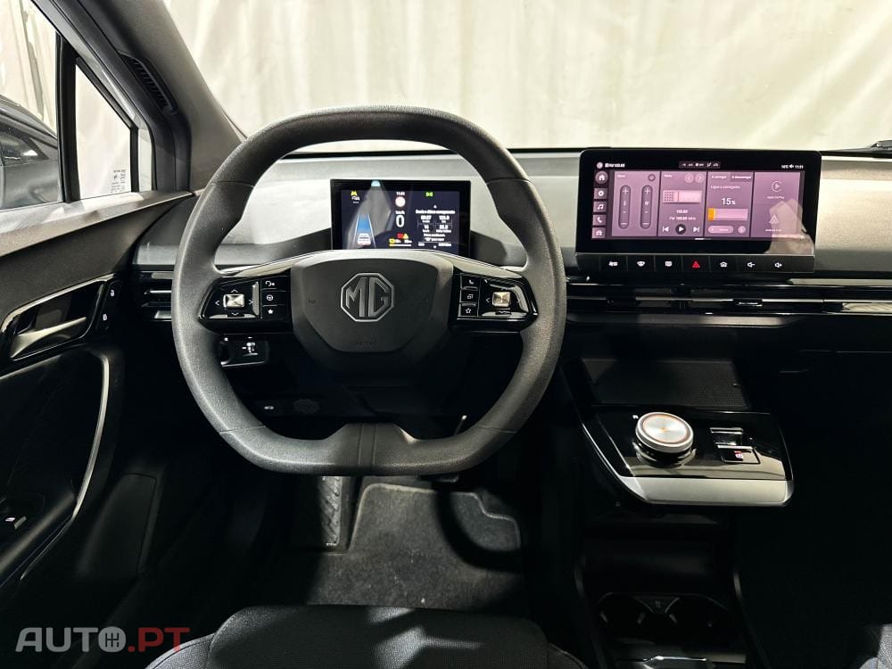 MG MG4 51 kWh Standard