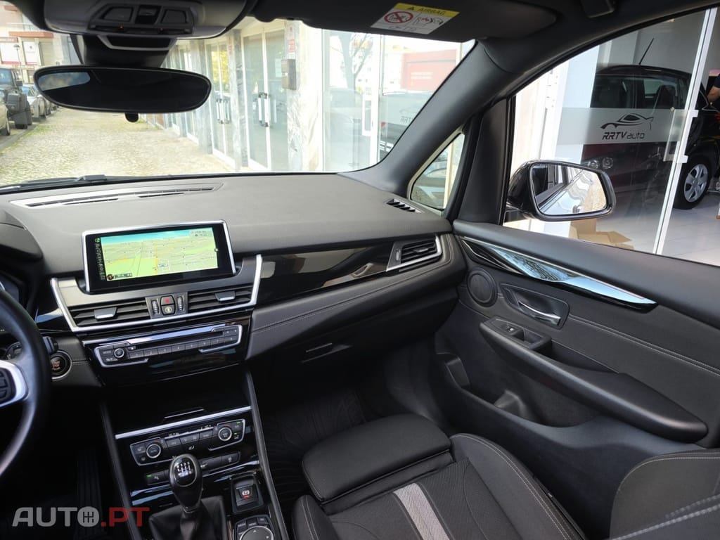 BMW 216 d Line Sport