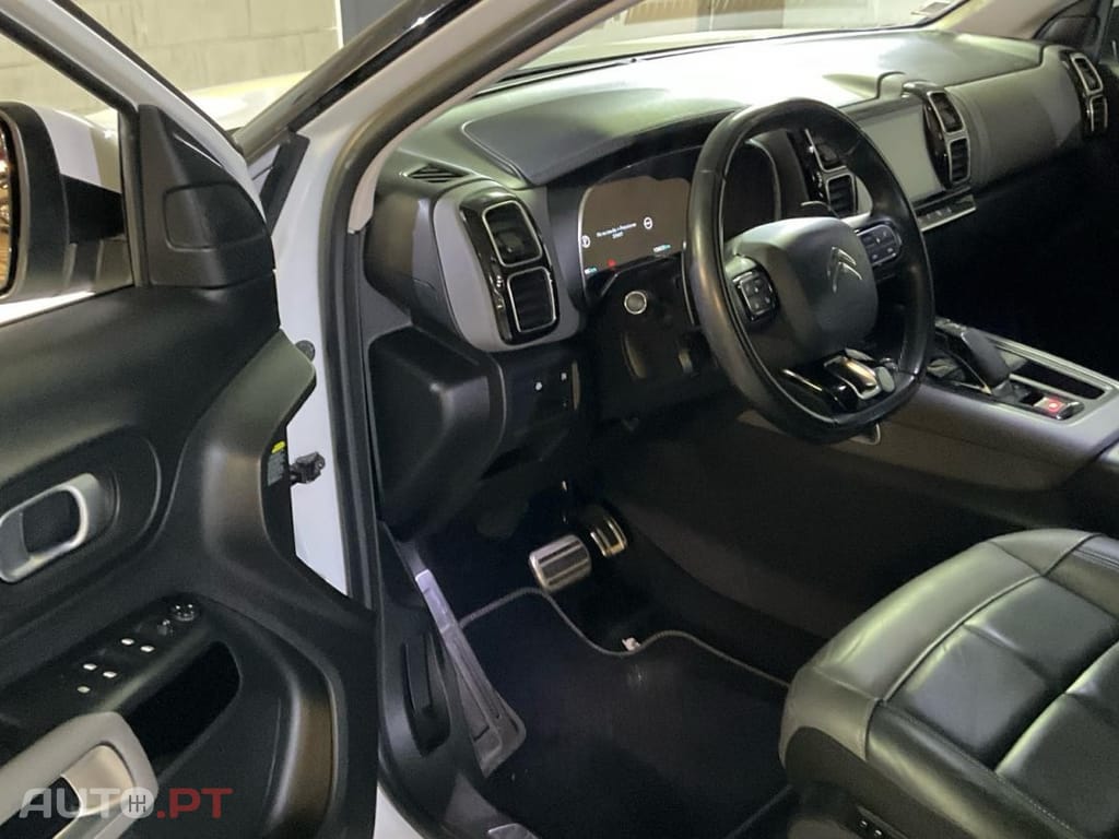 Citroen C5 Aircross 1.6 Hybrid Shine e-EAT8