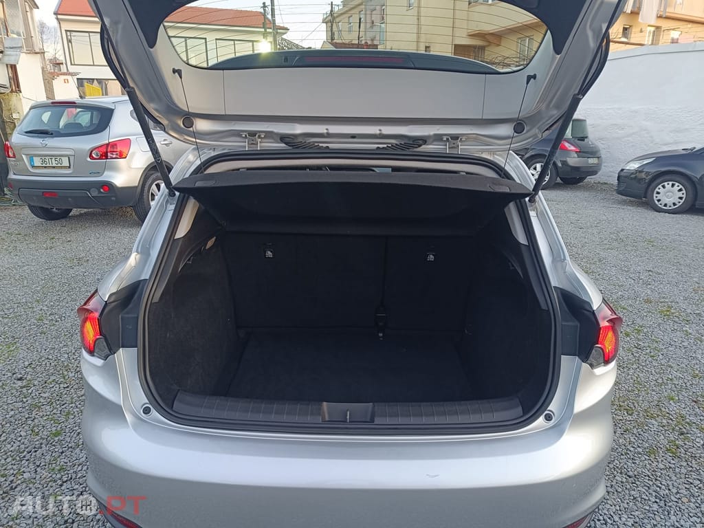 Fiat Tipo 1.3 M-Jet Pop