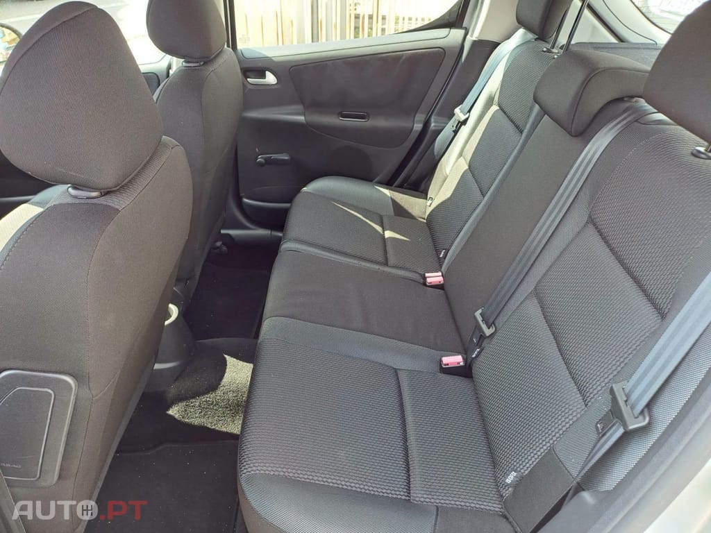 Peugeot 207 1.4 16V Active
