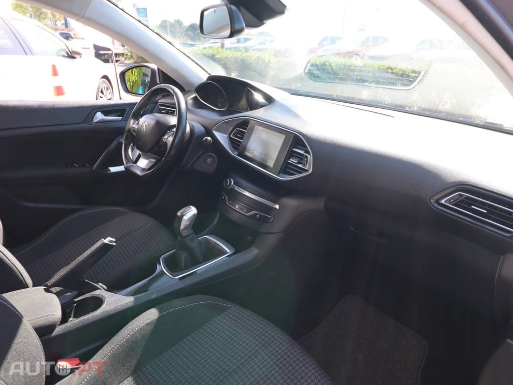 Peugeot 308 SW 1.6 BlueHDi Style