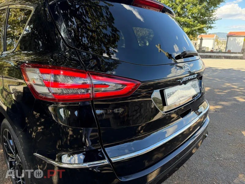 Ford S-Max 2.0 TDCi Vignale Powershift