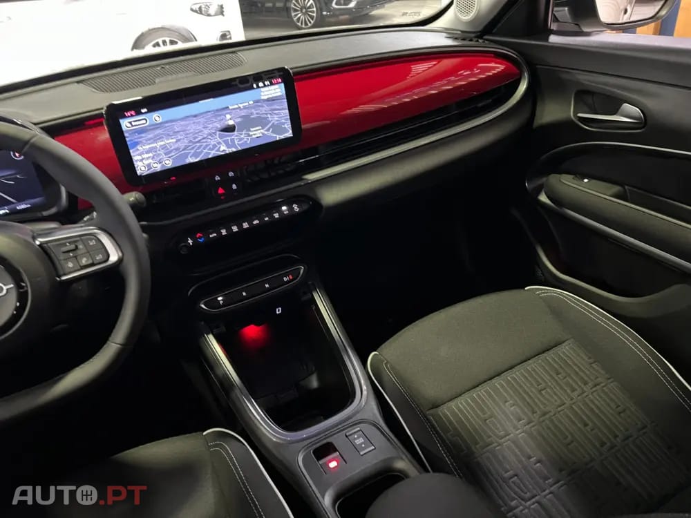 Fiat 600e 54 kWh (RED)