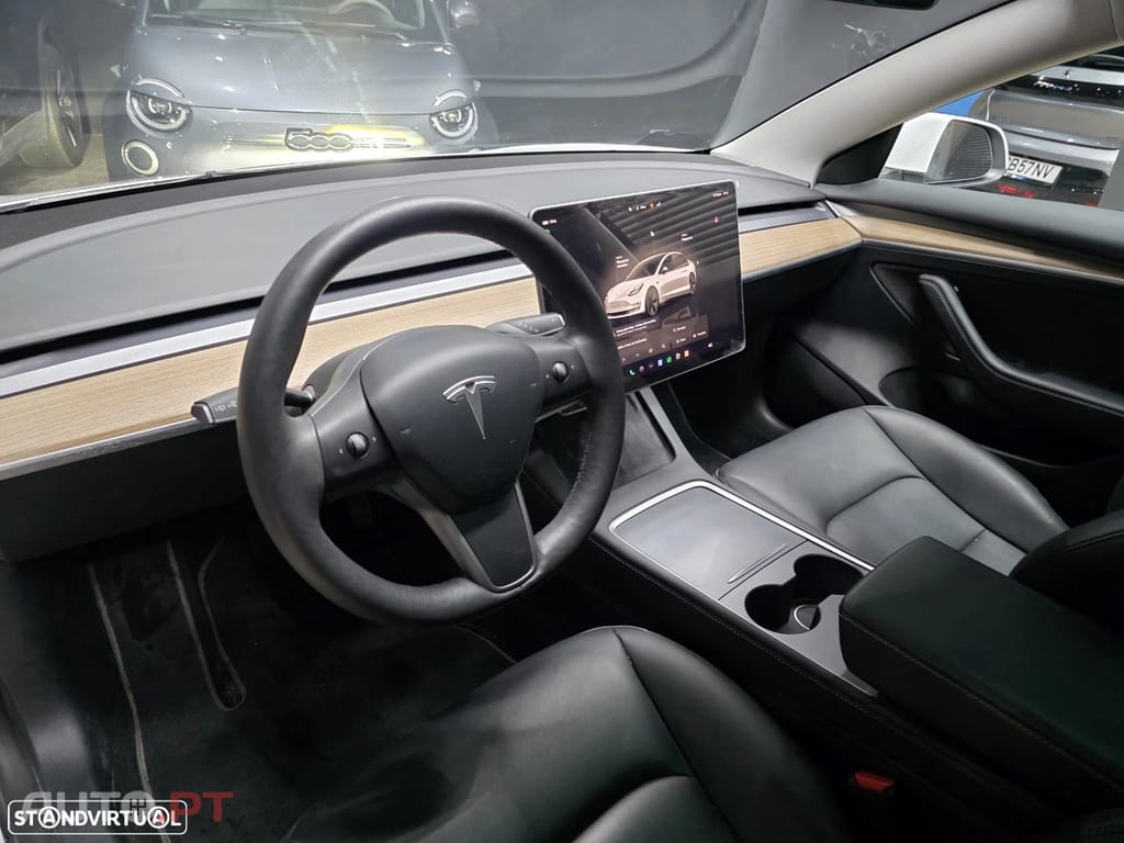 Tesla Model 3 Standard Range Plus RWD