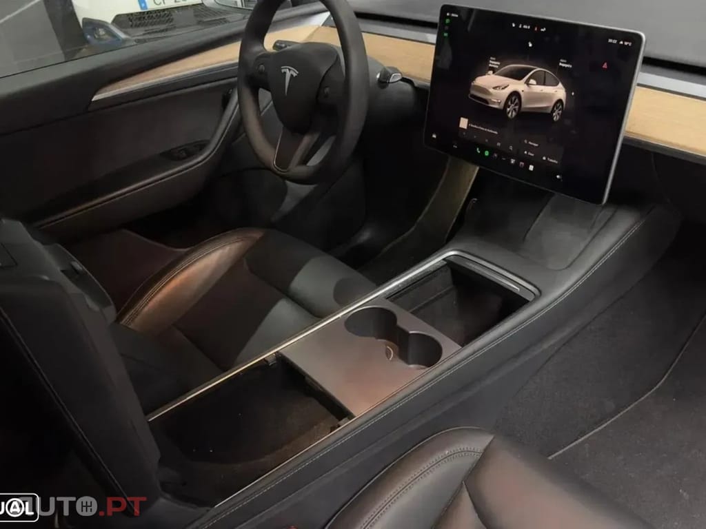 Tesla Model Y Long Range Dual Motor AWD