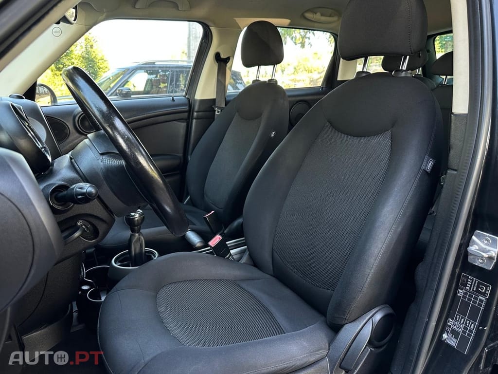 MINI Countryman One D