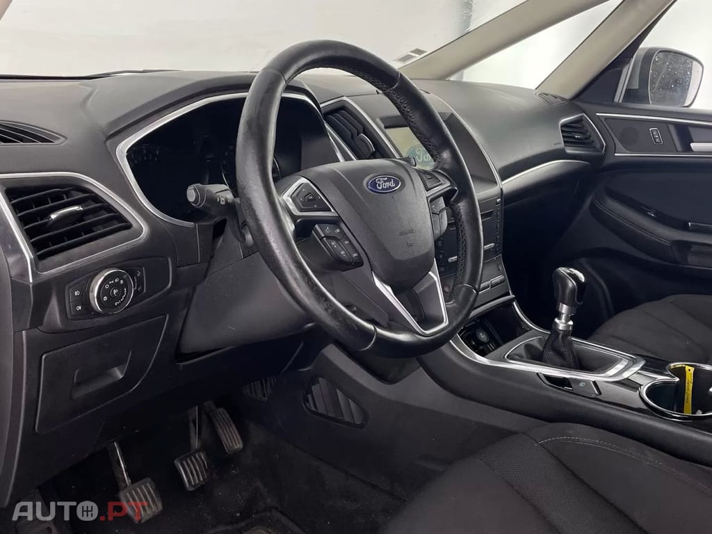 Ford S-Max 2.0 TDCi Titanium