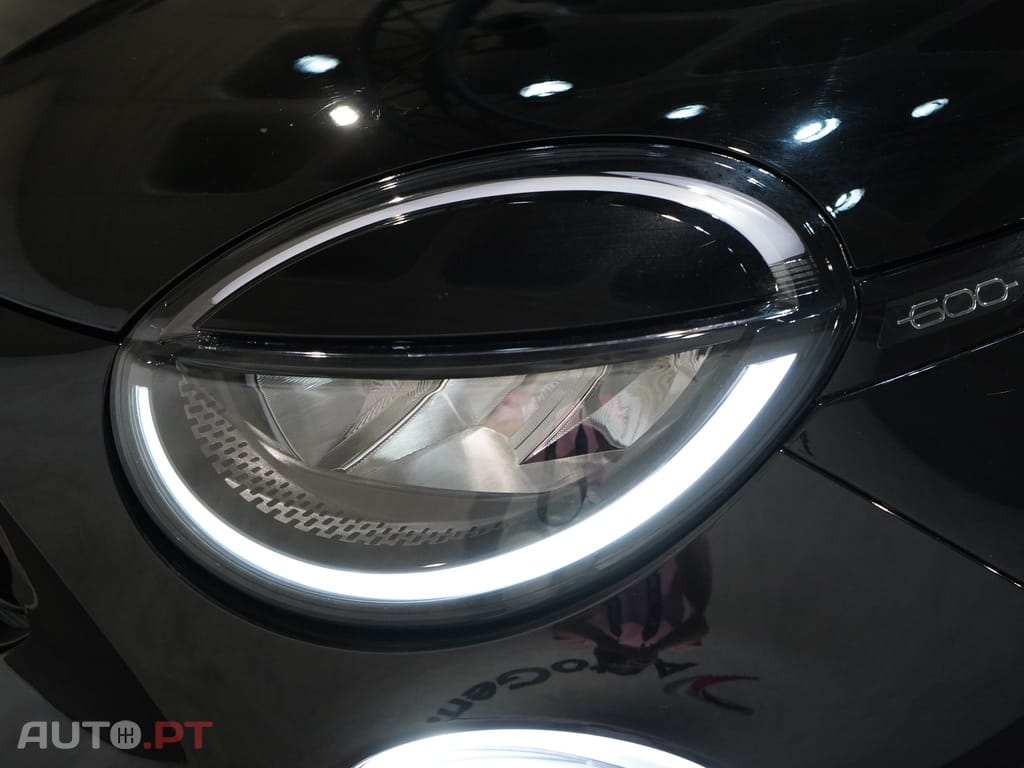 Fiat 600e 54 kWh La Prima