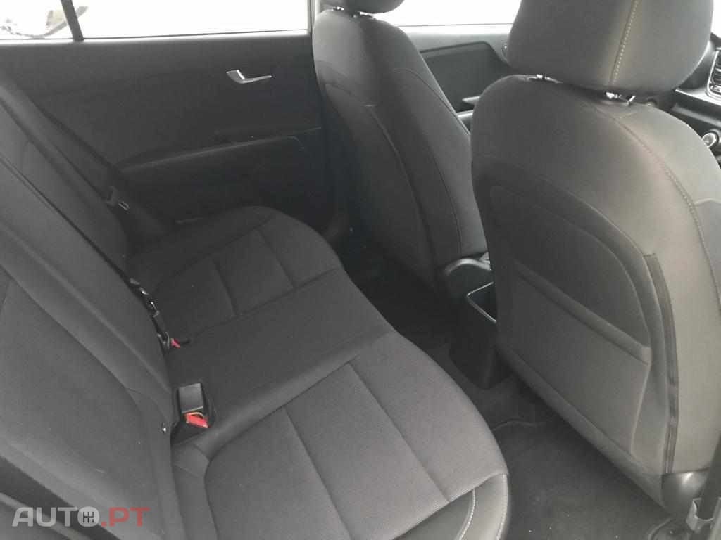 Kia Rio 1.0 T-GDI Drive 7DCT