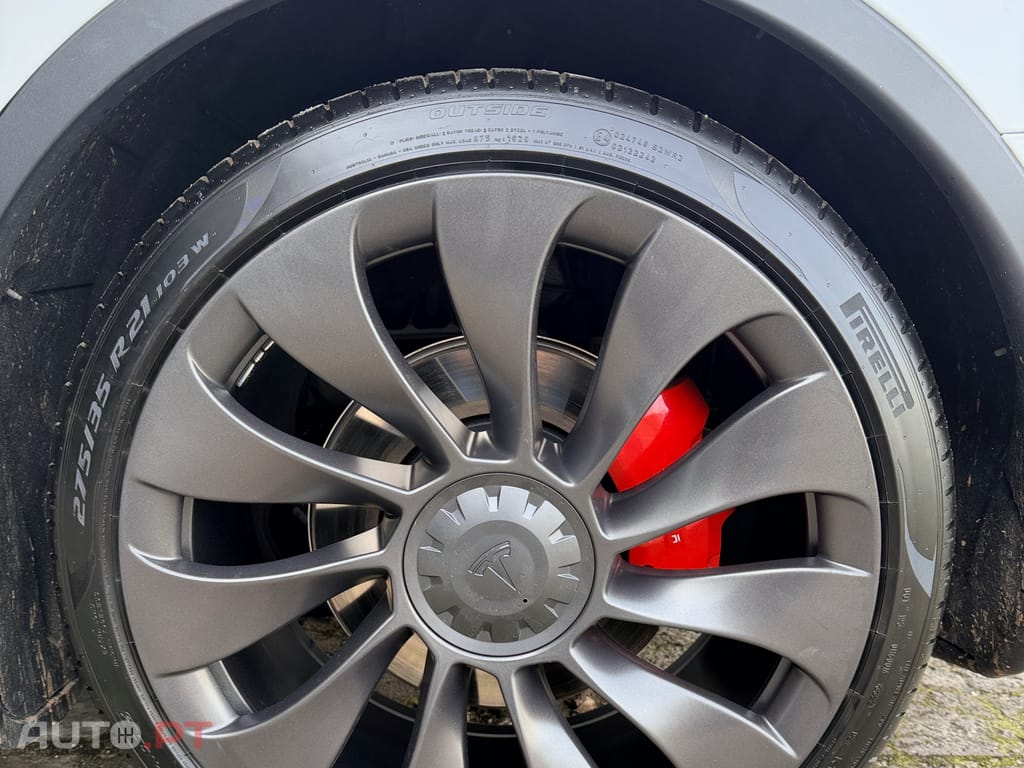 Tesla Model Y Tesla Model Y Performance Tração Integral