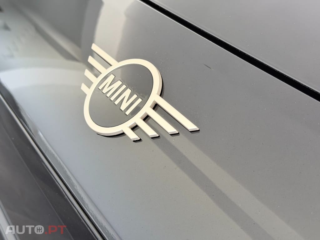 MINI Aceman SE Classic M