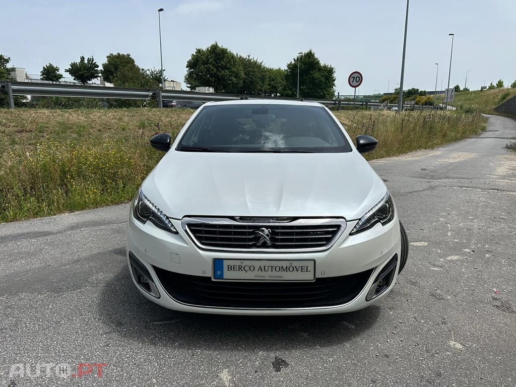 Peugeot 308 1.2 PureTech GT EAT8