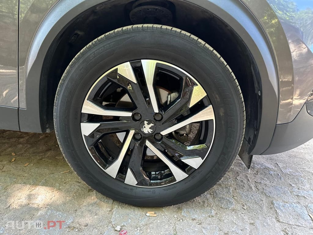 Peugeot 2008 1.2 PureTech Allure Pack EAT8