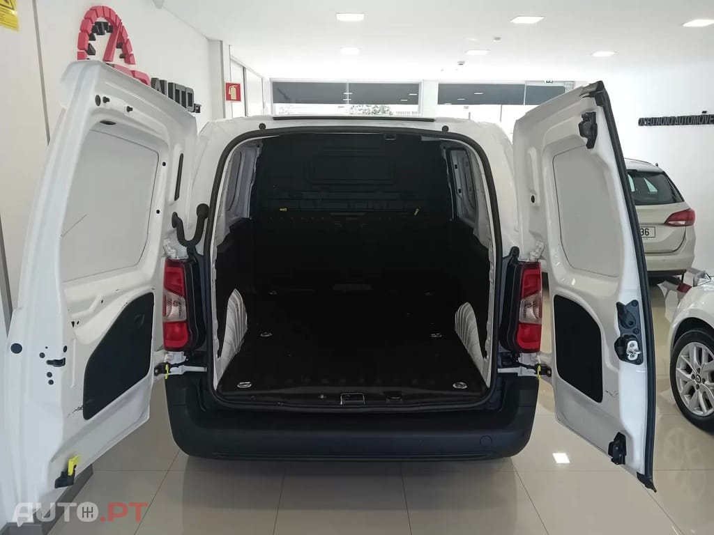 Opel Combo 1.5 CDTi L1H1 NJoy, IVA Dedutível, 3 Lugares