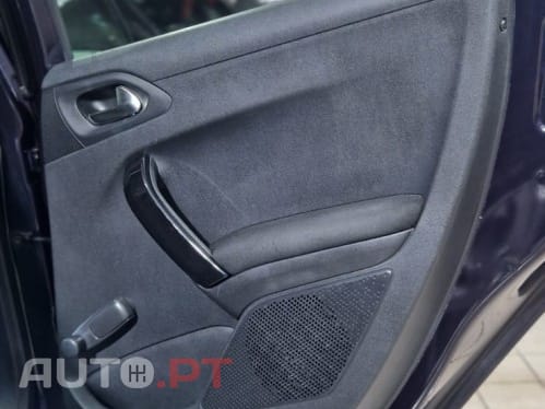 Peugeot 208 1.2 VTi SE Style