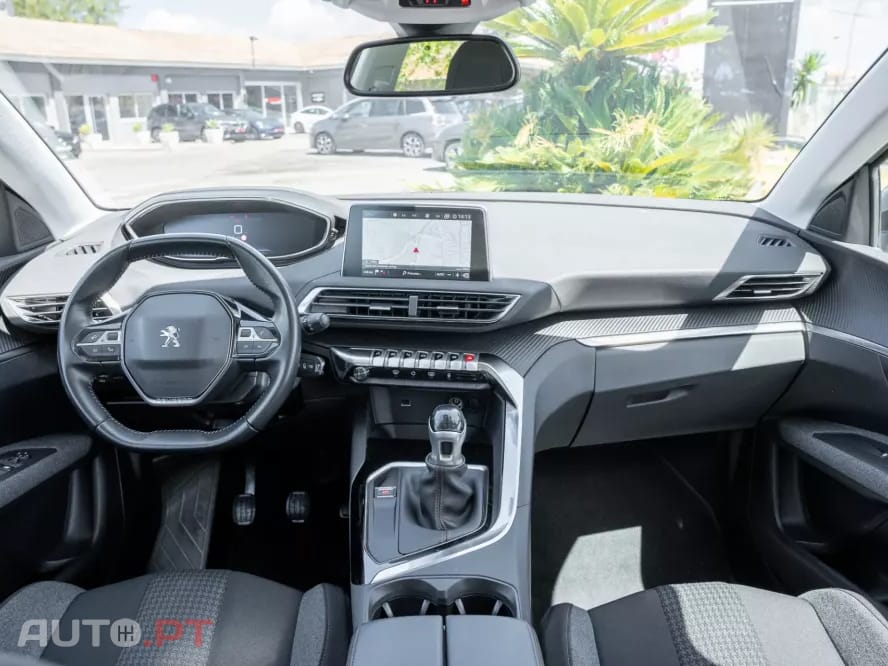 Peugeot 3008 1.5 BlueHDi Allure