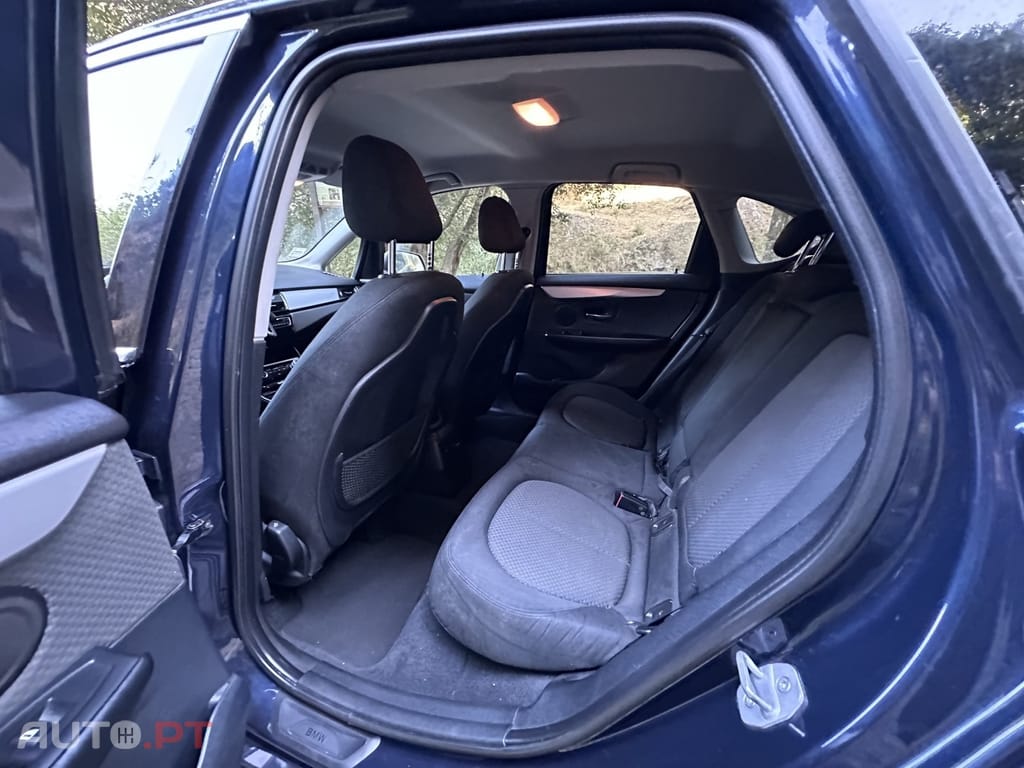 BMW 216 d Line Luxury