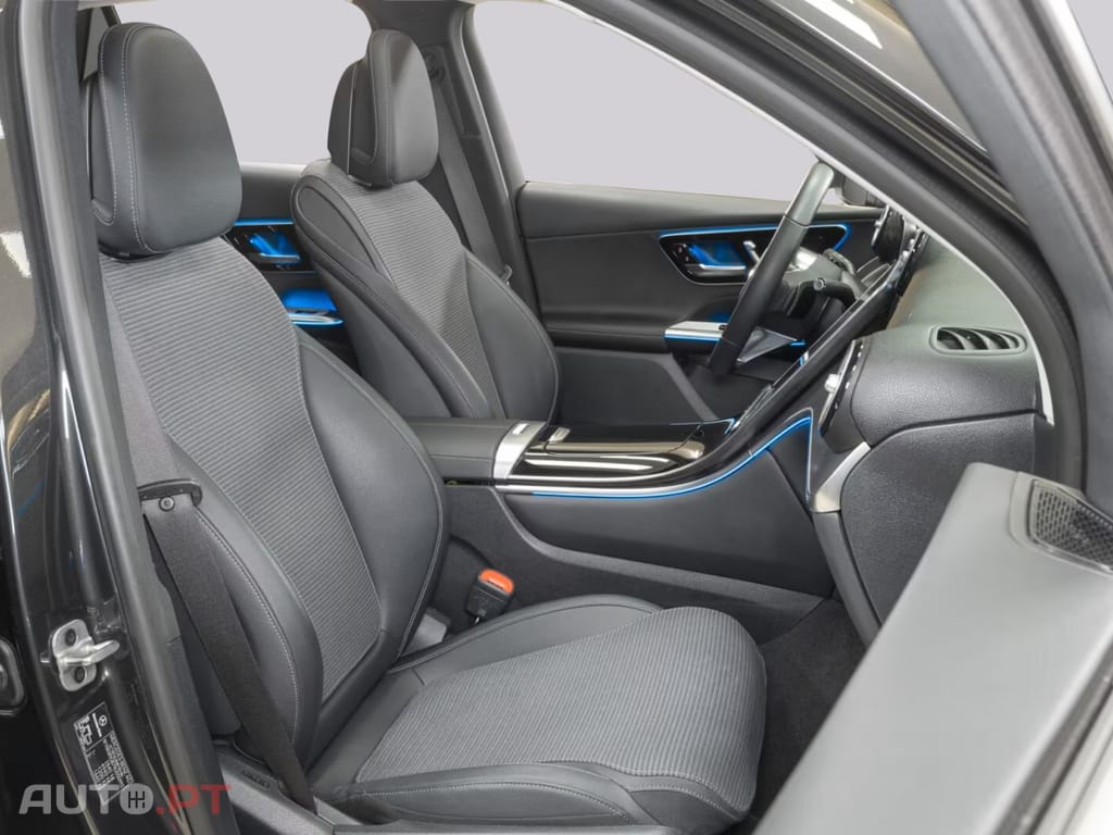 Mercedes-Benz GLC 300 I.V.A DEDUTÍVEL e 4M Avantgarde